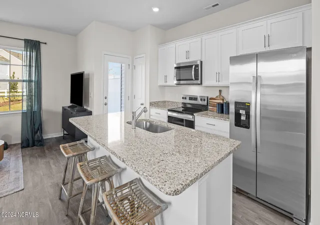 Photo 3 of Townhouse for sale at 3304 Sunstone Way #3, Winterville, NC 28590 | MLS# 100590292 | Listing updated on 2026-09-14