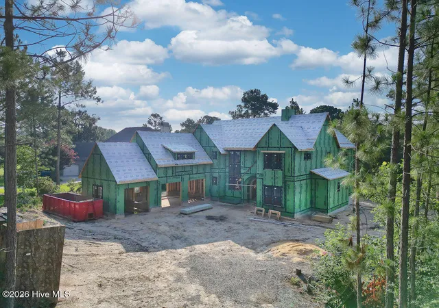 Photo 3 of Single family home for sale at 210 Eagle Point Ln, Southern Pines, NC 28387 | MLS# 100598385 | Listing updated on 2026-08-23