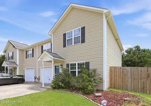 Photo 3 of Townhouse for sale at 228 Smallwood Rd, Hubert, NC 28539 | MLS# 100590585 | Listing updated on 2026-09-20