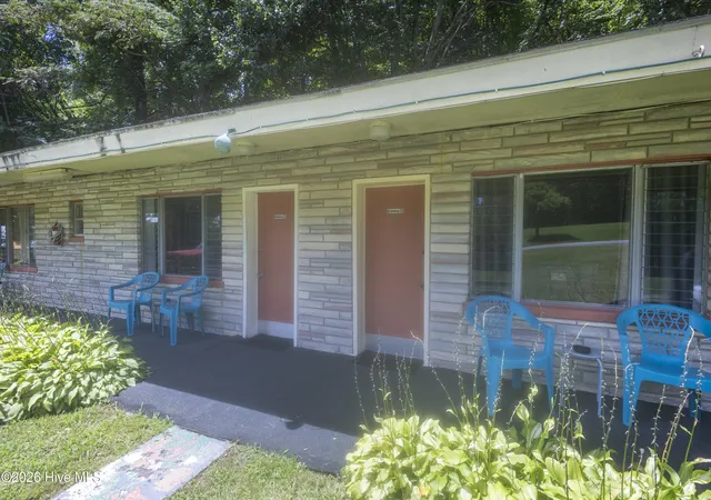 Photo 3 of Single family home for sale at 19853 W US 64, Murphy, NC 28906 | MLS# 100591099 | Listing updated on 2026-08-19