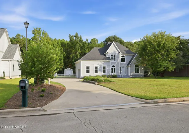 Photo 3 of Single family home for sale at 1912 Snowy Egret Dr, Morehead City, NC 28557 | MLS# 100597694 | Listing updated on 2026-08-24
