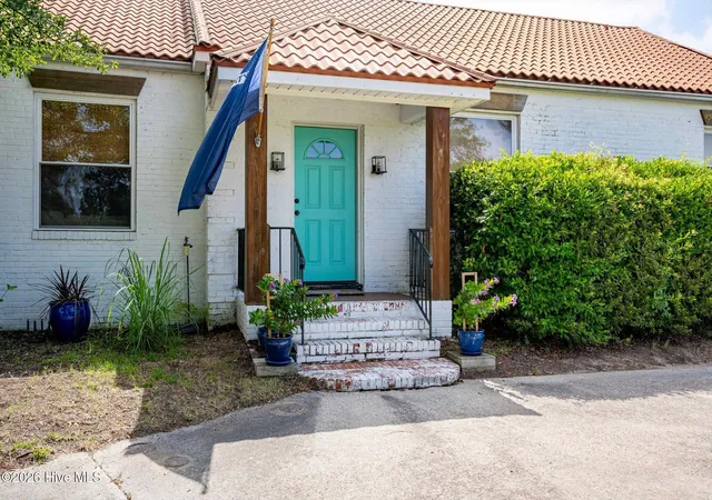 Photo 3 of Single family home for sale at 1005 West Ave, North Augusta, SC 29841 | MLS# 100594123 | Listing updated on 2026-09-10