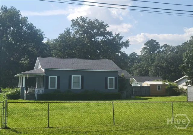 Photo 3 of Single family home for sale at 2110 Louis Mills Blvd, Savannah, GA 31405 | MLS# SA360622 | Listing updated on 2026-08-25