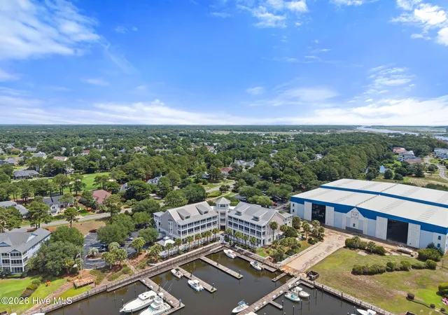 Listing Photo 2 - Condo for sale in building located at 2571st St James Dr SE, Southport, NC 28461 - Unit #202