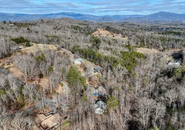 Photo 32 of Single family home for sale at 95 Breezy Brk Ln #5, Hayesville, NC 28904 | MLS# 98524006 | Listing updated on 2026-08-24