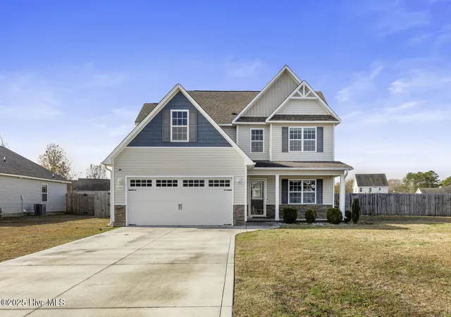 Photo 2 of Single family home for sale at 405 Duncan Dr S, Richlands, NC 28574 | MLS# 100596909 | Listing updated on 2026-09-04
