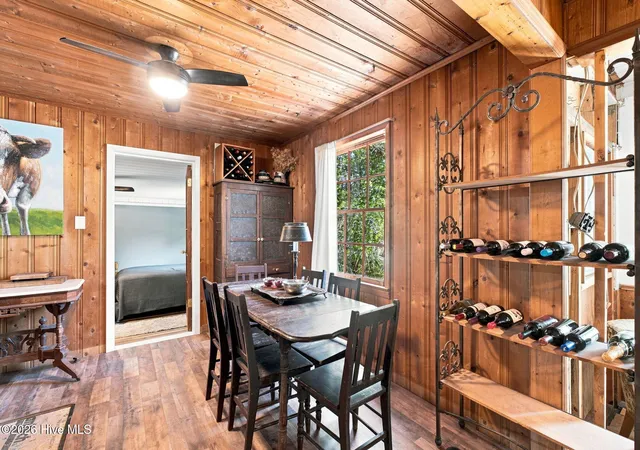 Photo 5 of Single family home for sale at 139 NE 17th Street, Oak Island, NC 28465 | MLS# 100597540 | Listing updated on 2026-08-20