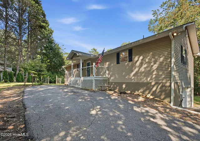 Photo 2 of Single family home for sale at 5111 Summer Wood Ln, Young Harris, GA 30582 | MLS# 100596906 | Listing updated on 2026-09-01