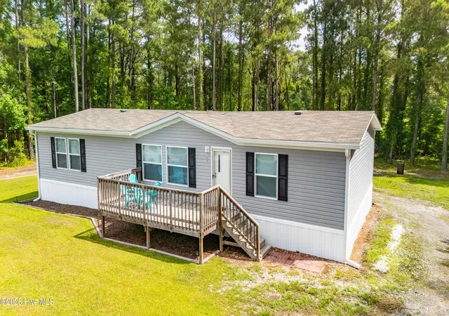 Photo 2 of Single family home for sale at 227 Country Clb Trl, Trenton, NC 28585 | MLS# 100589903 | Listing updated on 2026-08-19