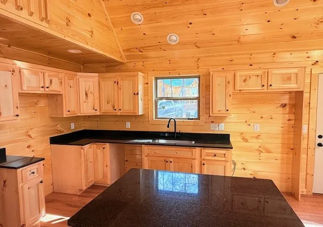 Photo 5 of Single family home for sale at 99 Noelles Pass, Murphy, NC 28906 | MLS# 98525260 | Listing updated on 2026-08-19