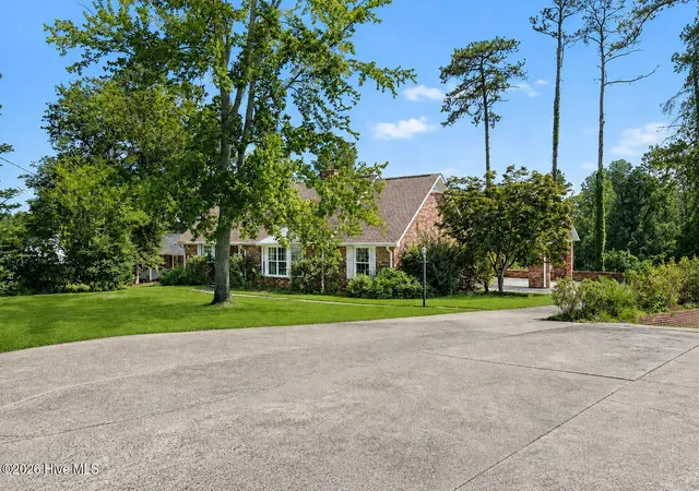 Photo 2 of Single family home for sale at 2223 Morningside Dr, Augusta, GA 30904 | MLS# 100598853 | Listing updated on 2026-09-14