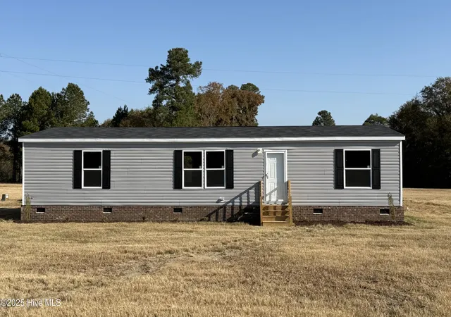Photo 1 of Manufactured home for sale at 2227 Twisted Hickory Rd, Elizabethtown, NC 28337 | MLS# 100533480 | Listing updated on 2026-08-19