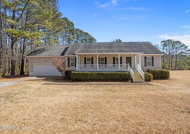 Photo 1 of Single family home for sale at 9329 Doris Dr, Oriental, NC 28571 | MLS# 100556105 | Listing updated on 2026-08-25