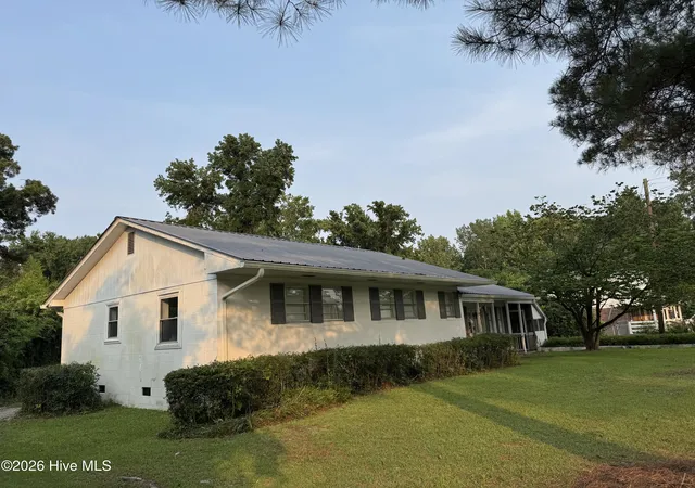 Photo 1 of Single family home for sale at 932 Roberdel Rd, Rockingham, NC 28379 | MLS# 100593330 | Listing updated on 2026-08-20