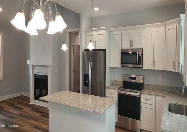 Photo 4 of Single family home for sale at 110 Rolling Water Ln, Swansboro, NC 28584 | MLS# 100545286 | Listing updated on 2026-09-11