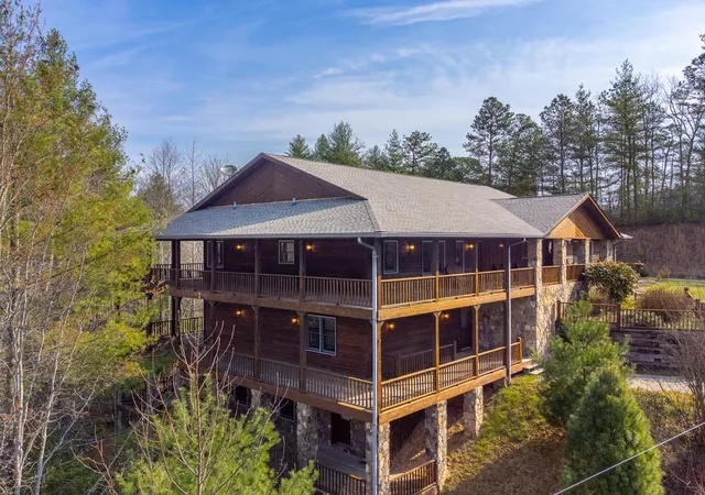 Photo 1 of Single family home for sale at 750 Double Springs Dr, Almond, NC 28702 | MLS# 98544153 | Listing updated on 2026-08-19
