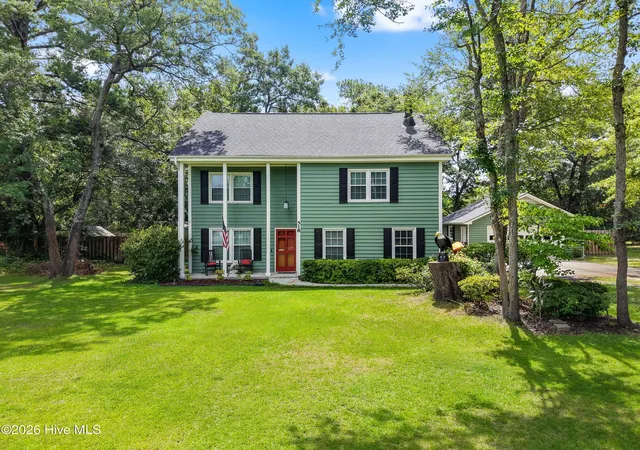 Photo 2 of Single family home for sale at 518 Highgreen Dr, Wilmington, NC 28411 | MLS# 100590696 | Listing updated on 2026-09-06