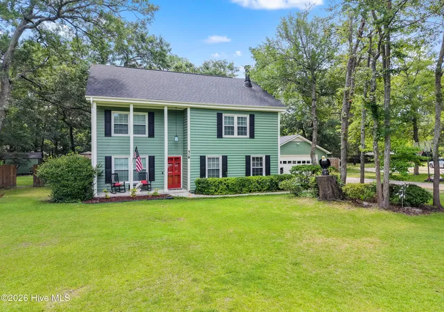 Photo 3 of Single family home for sale at 518 Highgreen Dr, Wilmington, NC 28411 | MLS# 100590696 | Listing updated on 2026-09-06