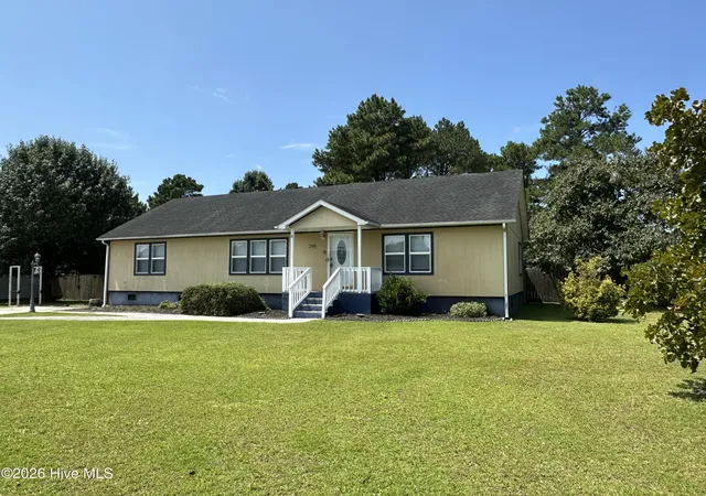 Photo 1 of Single family home for sale at 299 Riggs Rd, Hubert, NC 28539 | MLS# 100596549 | Listing updated on 2026-09-01