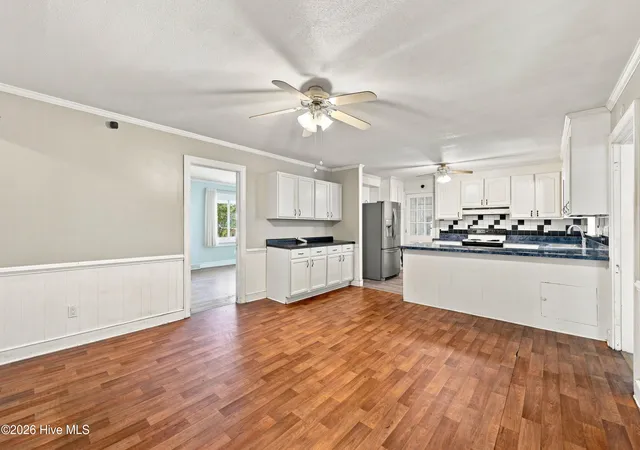 Photo 4 of Single family home for sale at 203 Carolina Pines Blvd, New Bern, NC 28560 | MLS# 100596912 | Listing updated on 2026-09-29