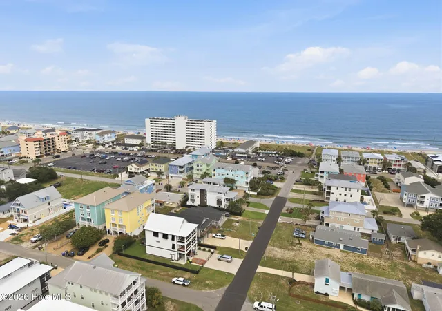 Photo 1 of Single family home for sale at 206 S Alabama Ave, Carolina Beach, NC 28428 | MLS# 100591576 | Listing updated on 2026-09-11