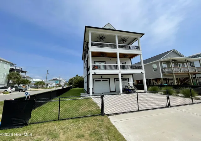 Photo 3 of Single family home for sale at 206 S Alabama Ave, Carolina Beach, NC 28428 | MLS# 100591576 | Listing updated on 2026-09-11