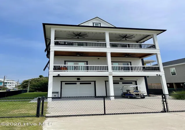 Photo 3 of Single family home for sale at 206 S Alabama Ave, Carolina Beach, NC 28428 | MLS# 100591576 | Listing updated on 2026-09-11