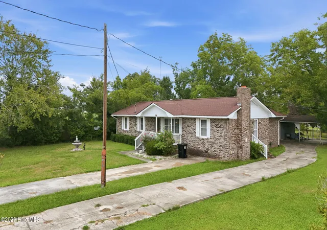 3rd image of 114 Wilbur St, Tabor City, NC 28463 | MLS# 100592188