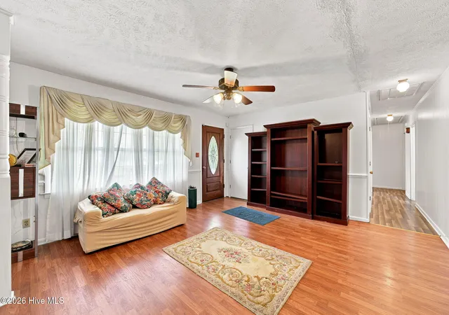5th image of 114 Wilbur St, Tabor City, NC 28463 | MLS# 100592188