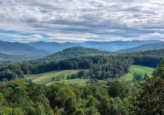 Photo 2 of Single family home for sale at 197 Eagles View Rd, Hayesville, NC 28904 | MLS# 98543478 | Listing updated on 2026-08-19