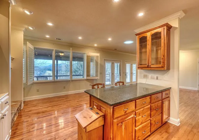 Photo 5 of Single family home for sale at 197 Eagles View Rd, Hayesville, NC 28904 | MLS# 98543478 | Listing updated on 2026-08-19