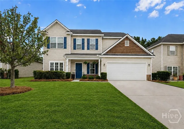 Photo 1 of Single family home for sale at 121 Waverly Way, Savannah, GA 31407 | MLS# SA361600 | Listing updated on 2026-10-08