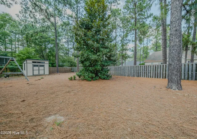 Photo 5 of Single family home for sale at 29 Calhoun Ln, Pinehurst, NC 28374 | MLS# 100594160 | Listing updated on 2026-08-19