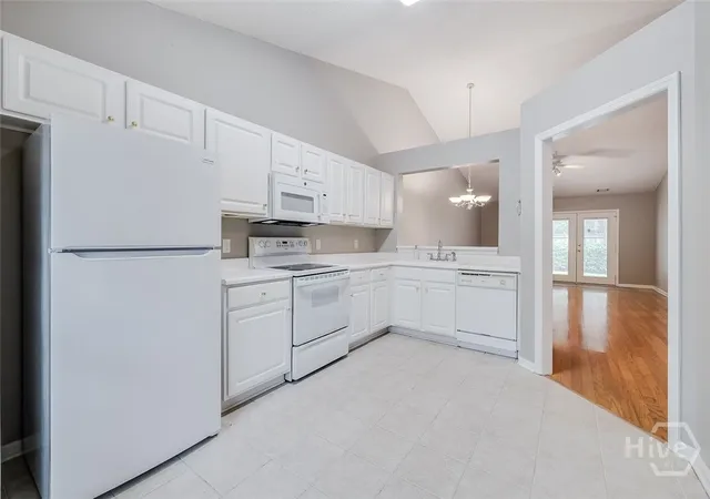 Photo 3 of Townhouse for sale at 122 River Pointe Dr, Savannah, GA 31410 | MLS# SA360978 | Listing updated on 2026-09-16