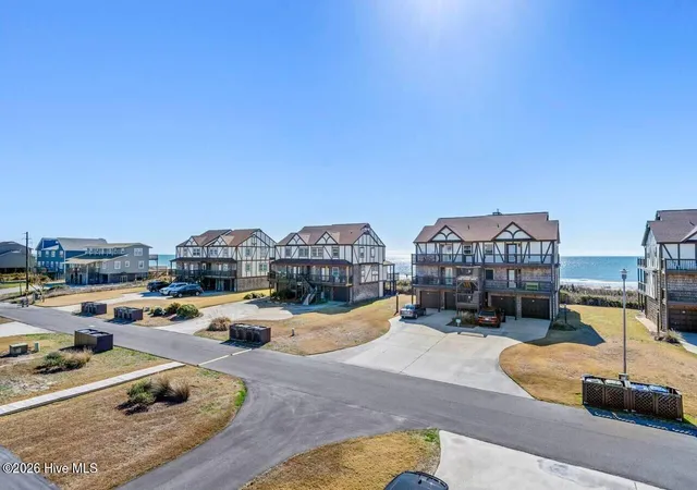Listing Photo 4 - Condo for sale in building located at 2506 Ocean Dr, Emerald Isle, NC 28594 - Unit #A2