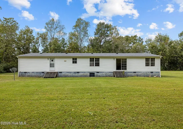 Photo 2 of Manufactured home for sale at 286 Mill Crk Rd, Newport, NC 28570 | MLS# 100589408 | Listing updated on 2026-08-22