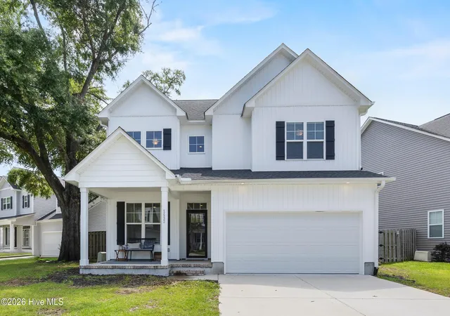 Photo 2 of Single family home for sale at 1432 Eco Cir, Wilmington, NC 28409 | MLS# 100595041 | Listing updated on 2026-08-29