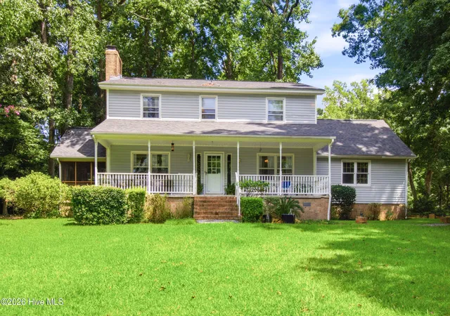 Photo 1 of Single family home for sale at 101 Hughes Ln, New Bern, NC 28560 | MLS# 100583467 | Listing updated on 2026-09-13