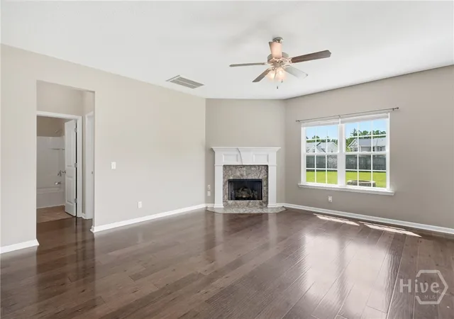 Photo 3 of Single family home for sale at 1504 Bayberry Dr, Hinesville, GA 31313 | MLS# SA362357 | Listing updated on 2026-10-06