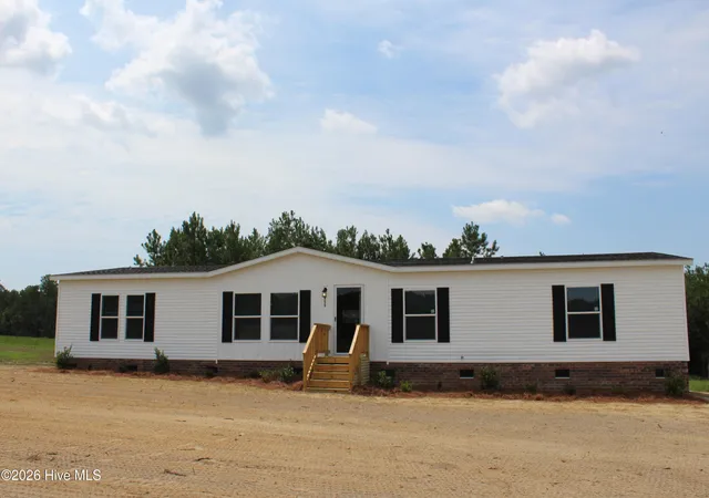 Photo 3 of Manufactured home for sale at 950 Blind Brg Rd, Magnolia, NC 28453 | MLS# 100596027 | Listing updated on 2026-09-17