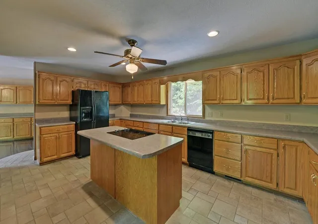 Photo 2 of Single family home for sale at 1720 Caney Crk Rd, Murphy, NC 28906 | MLS# 98544518 | Listing updated on 2026-08-19