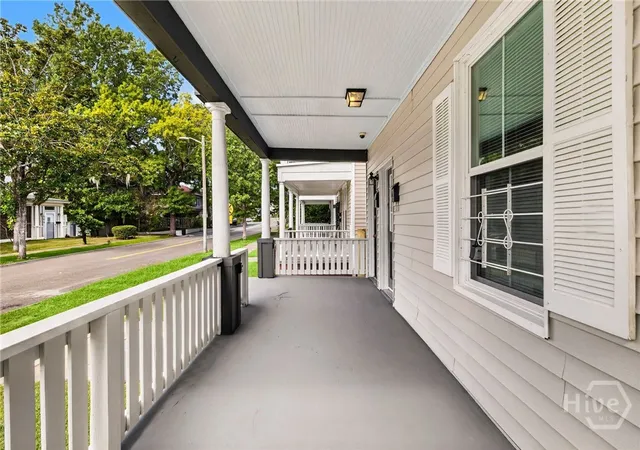 Photo 3 of Multi family home for sale at 530 E 35th St, Savannah, GA 31401 | MLS# SA363274 | Listing updated on 2026-08-27