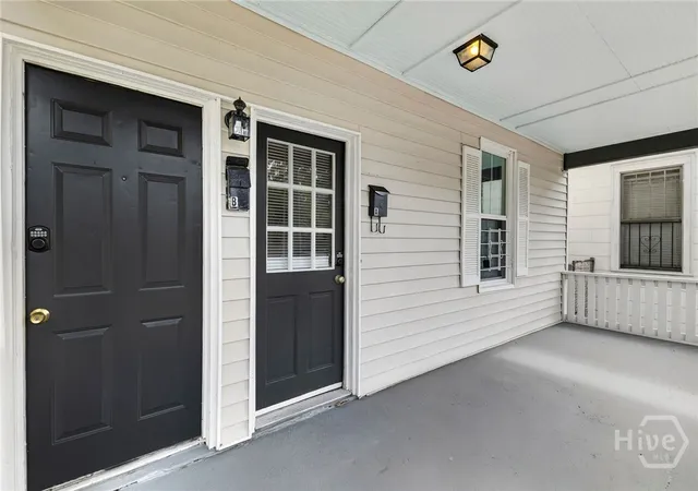 Photo 3 of House for sale at 530 E 35Th St, Savannah, GA 31401 | MLS# SA363274 | Listing updated on 2026-10-04