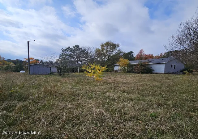Photo 5 of Single family home for sale at 116 Casey Rd, Pembroke, NC 28372 | MLS# 100592478 | Listing updated on 2026-09-02