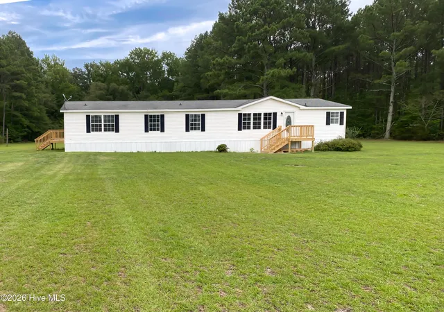 Photo 3 of Manufactured home for sale at 8189 Us 258, Pinetops, NC 27864 | MLS# 100591901 | Listing updated on 2026-08-19