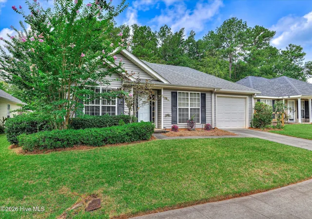 Photo 3 of Single family home for sale at 124 Oakland Dr, North Augusta, SC 29860 | MLS# 100591490 | Listing updated on 2026-09-28