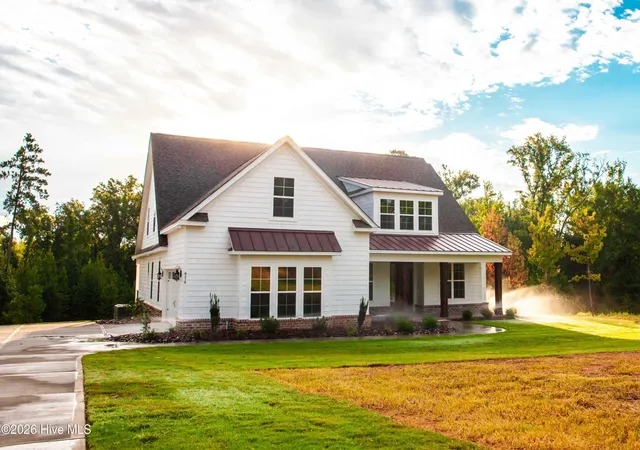 Photo 1 of Single family home for sale at 976 Fairbourne Dr, Grovetown, GA 30813 | MLS# 98256511 | Listing updated on 2026-09-08