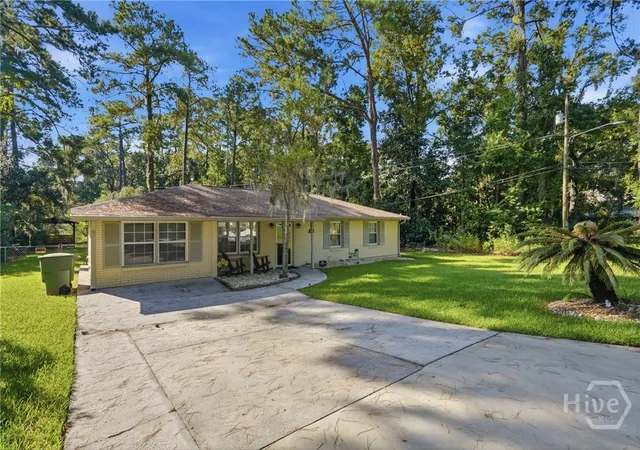 Photo 2 of Single family home for sale at 9006 Harmon Bluff Rd, Savannah, GA 31406 | MLS# SA362802 | Listing updated on 2026-09-19