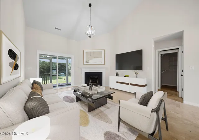 Photo 4 of Single family home for sale at 2704 Manor Ct, Wilmington, NC 28405 | MLS# 100584579 | Listing updated on 2026-08-21