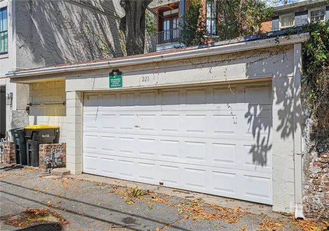 Photo 40 of Townhouse for sale at 221 E Charlton St, Savannah, GA 31401 | MLS# SA350667 | Listing updated on 2026-08-27